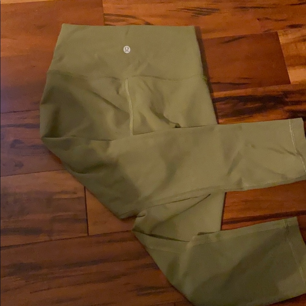 Lululemon leggings